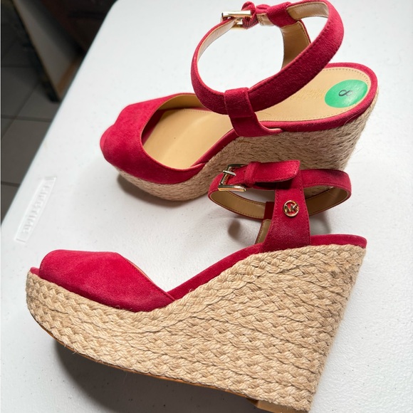 Michael Kors Women's Red Sandals - Picture 3 of 7